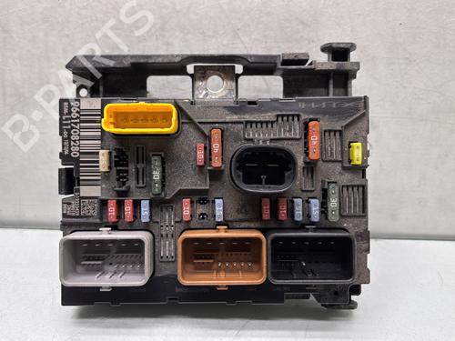 Used Fuse box PEUGEOT 307 SW (3H) 1.6 HDI 110 (109 hp) 29841559