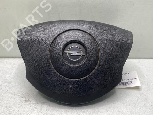 driver-airbag-opel-vivaro-a-van-x83-2001-2002-2003-2004-2005-2006-2007-2008-2009-2010-2011-2012-2013-2014-2015-33484772 main image