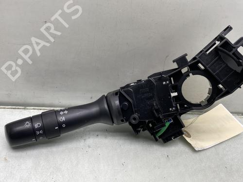 Used Switch TOYOTA YARIS (_P13_) 1.4 D (NLP130_, NLP130) (90 hp) 22793731