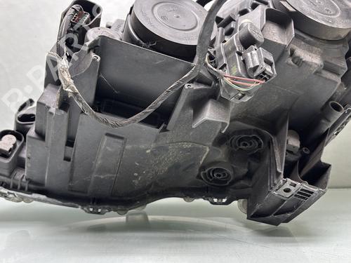 Right headlight PEUGEOT 5008 (0U_, 0E_) 1.6 HDi | BP26952628C29