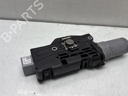 Soltagsmotor RENAULT MEGANE IV Hatchback (B9A/M/N_) 1.2 TCe 130 (B9MR) (130 hp) 30046410