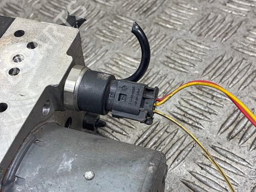 abs-pump-vw-passat-b55-3b3-2000-2001-2002-2003-2004-2005-36682522 main image