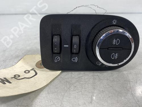 Used Headlight switch OPEL CORSA D (S07) [2006-2015]  19956623