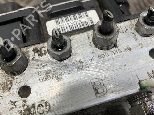 Used ABS pump ABS pump CITROËN C4 Picasso I MPV (UD_) 1.6 HDi (109 hp) 32682175 32682175