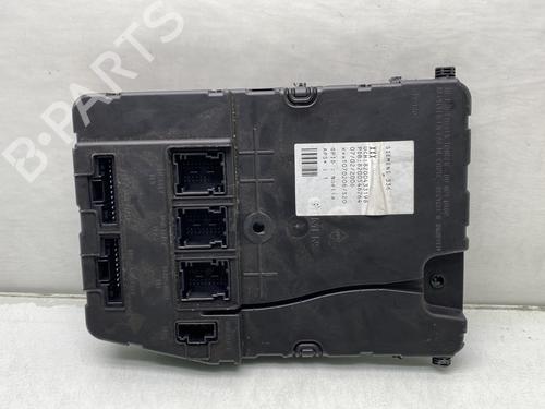 Used Fuse box RENAULT MEGANE II Estate (KM0/1_) 2.0 (135 hp) 20852177