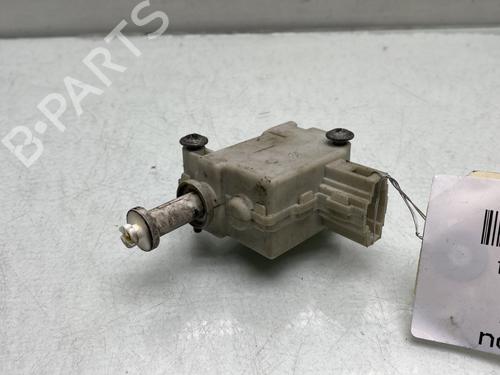 Used Fuel door actuator VW POLO IV (9N_, 9A_) 1.4 TDI (70 hp) 31126484