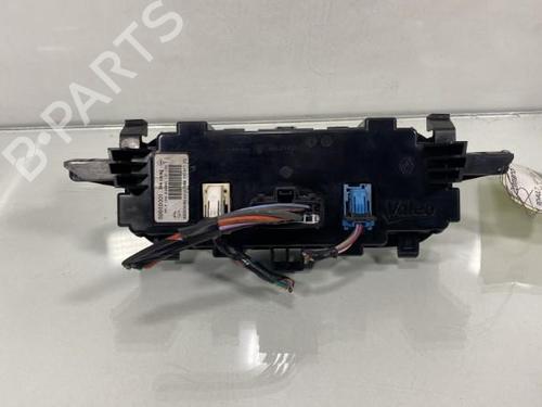 Used Climate control Climate control RENAULT TWINGO II (CN0_) 1.2 16V (CN04, CN0B) (75 hp) 19987367 19987367