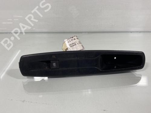 Used Right front window switch Right front window switch RENAULT MEGANE III Hatchback (BZ0/1_, B3_) 1.5 dCi (BZ0C) (90 hp) 20030911 20030911