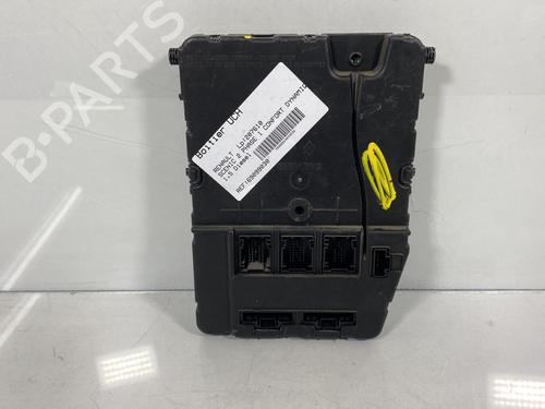 Used Fuse box RENAULT SCÉNIC II (JM0/1_) [2003-2010]  20007661