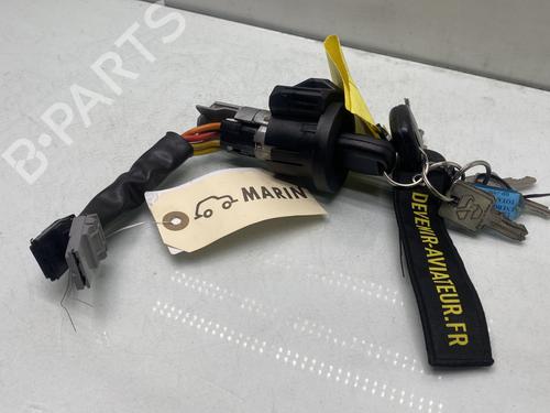 Used Ignition barrel RENAULT MASTER II Van (FD) 2.5 D (FD0A, FD0E, FD2E, FD3E) (80 hp) 29508180