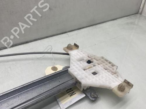Front right window mechanism HYUNDAI TERRACAN (HP) 2.9 CRDi 4WD | BP19967404C23 