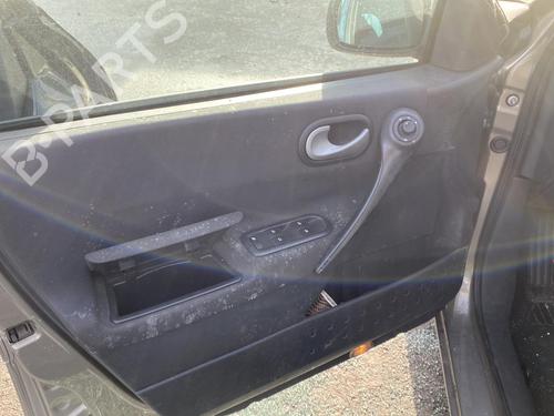 Retrovisor izquierdo RENAULT MEGANE II (BM0/1_, CM0/1_) 1.5 dCi (BM1E, CM1E) | BP21960050C26 