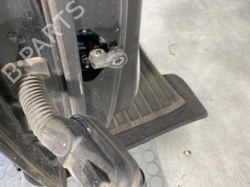 right-rear-door-chevrolet-cruze-j300-2009-26212674 main image