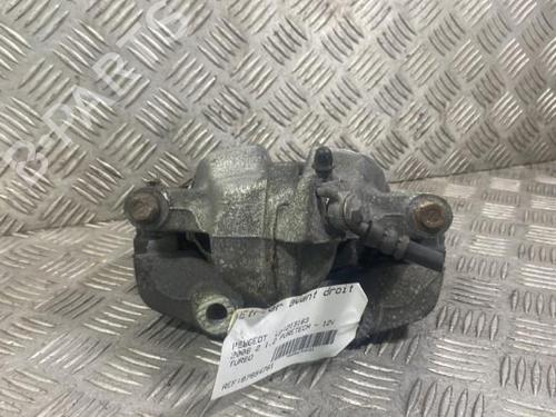 Used Right front brake caliper Right front brake caliper PEUGEOT 2008 II (UD_, US_, UY_, UJ_, UR_, UC_) 1.2 PureTech 130 (USHNS, URHNS) (130 hp) 19967721 19967721