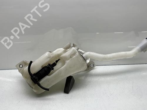 windscreen-washer-tank-alfa-romeo-giulietta-940_-2010-2011-2012-2013-2014-2015-2016-2017-2018-2019-2020-26176524 main image