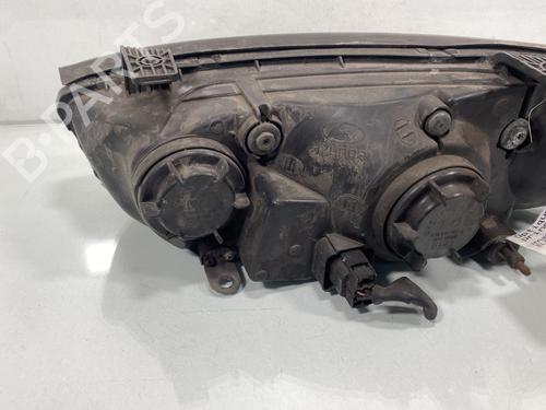 Right headlight HYUNDAI ELANTRA III (XD)  | BP21949795C29 