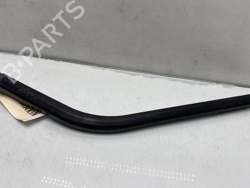 Used Rear windshield wiper arm FORD FIESTA IV (JA_, JB_) 1.25 i 16V (75 hp) 31159337