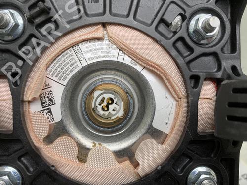Used Driver airbag PEUGEOT 3008 II SUV (MC_, MR_, MJ_, M4_) 1.2 THP/ PureTech 130 (MRHNSM, MRHNSU, MRHNSJ, MRHNYW,... (131 hp) 20021489