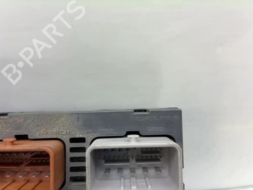 Used Fuse box Fuse box 39573235 39573235