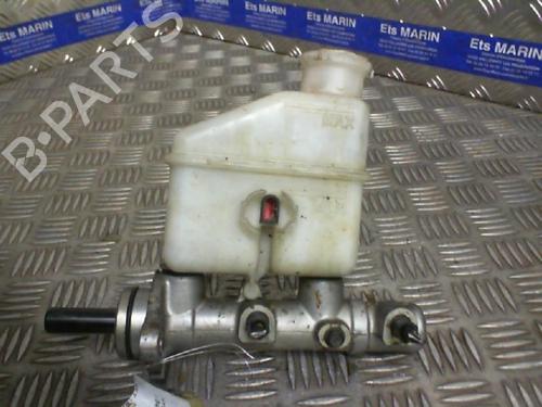 Used Brake master cylinder HYUNDAI i30 (FD) 1.6 CRDi (90 hp) 19986350