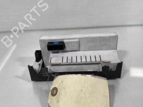 Used Display monitor Display monitor RENAULT CLIO III (BR0/1, CR0/1) 1.5 dCi (C/BR0G, C/BR1G) (68 hp) 20033216 20033216