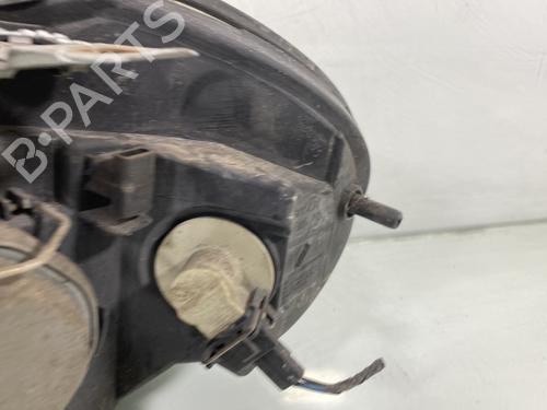 Right headlight FORD MONDEO II (BAP) 1.8 i | BP28280742C29 