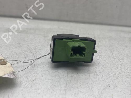 Used Right front window switch Right front window switch FIAT TIPO Saloon (356_, 357_) [2015-2026] 19958760 19958760