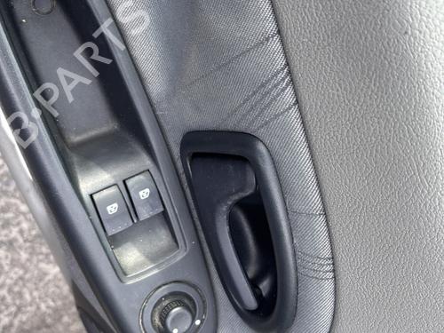 Porta frente esquerda RENAULT CLIO II (BB_, CB_) 1.5 dCi (B/CB07) | BP30887930C2 