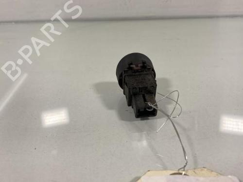 Used Warning switch Warning switch NISSAN JUKE (F15) 1.5 dCi (110 hp) 19956301 19956301