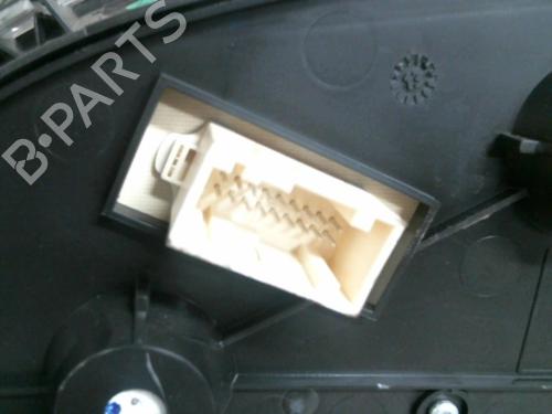 Used Instrument cluster Instrument cluster 21955182 21955182