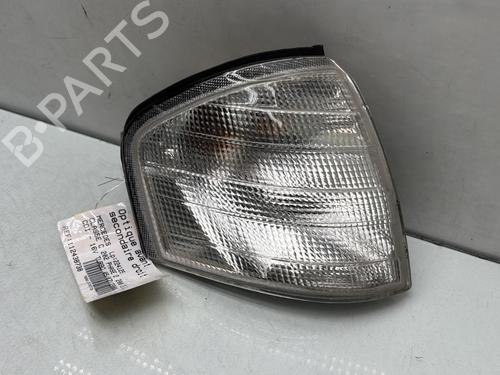 Used Right front indicator MERCEDES-BENZ C-CLASS (W202) C 200 CDI (202.134) (102 hp) 29429012