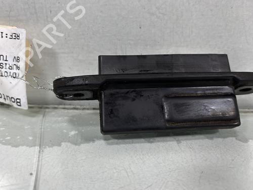 switch-toyota-auris-_e15_-2006-2007-2008-2009-2010-2011-2012-2013-30751419 main image