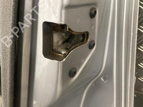 right-front-door-ford-mondeo-iii-b5y-1446436-2000-2001-2002-2003-2004-2005-2006-2007-21956110 main image