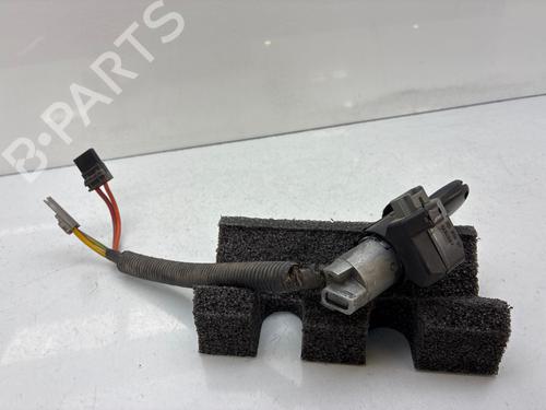 Used Ignition barrel Ignition barrel RENAULT MASTER II Van (FD) 2.5 dCi (FD02) (101 hp) 32872756 32872756