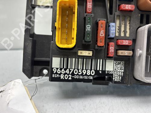 Used Fuse box Fuse box PEUGEOT 407 SW (6E_, 6D_) 1.6 HDi 110 (109 hp) 30297165 30297165