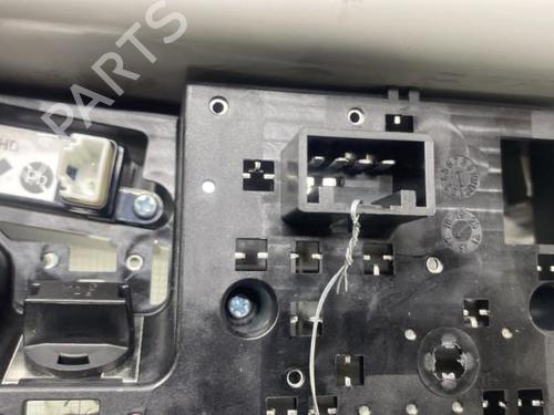 Used Interior roof light Interior roof light KIA RIO IV (YB, SC, FB) 1.0 T-GDI 100 (101 hp) 19949267 19949267