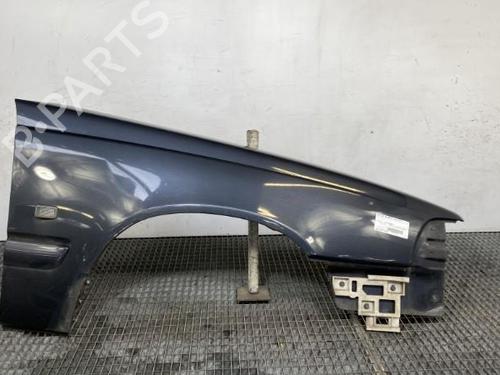 Forskærm Højre Forskærm Højre VOLVO S70 (874) 2.4 (144 hp) 23768666 23768666