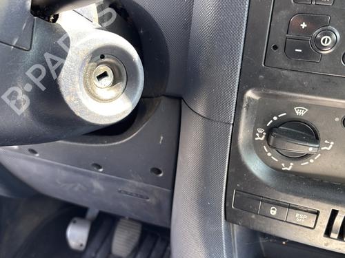 Mass air flow sensor PEUGEOT 1007 (KM_) 1.4 HDi | BP28519722M95  - Image 16