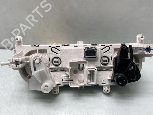climate-control-renault-captur-i-j5_-h5_-2013-30887640 main image