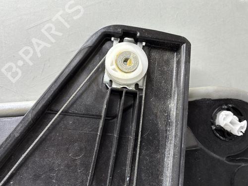 Used Front left window mechanism Front left window mechanism FORD FIESTA VII (HJ, HF) 1.0 EcoBoost (125 hp) 33742799 33742799