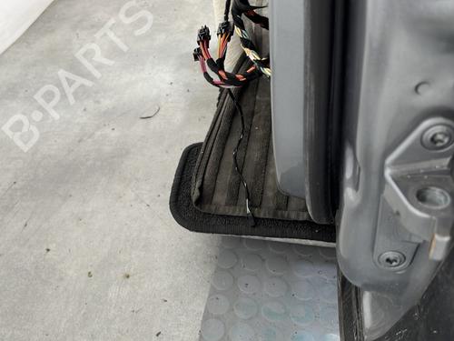 left-front-door-mercedes-benz-m-class-w164-2005-2006-2007-2008-2009-2010-2011-2012-28295718 main image