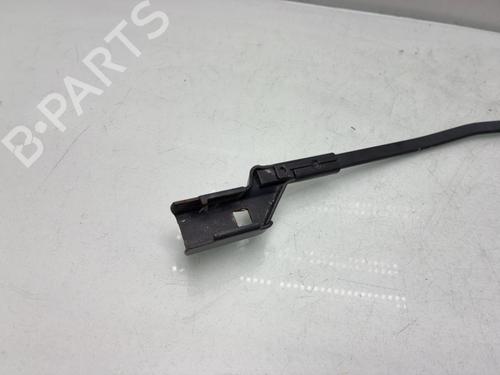 Used Front windshield wiper arm Front windshield wiper arm FIAT 500 (312_) 1.4 (312AXC1B, 312CXC1B) (100 hp) 40439084 40439084