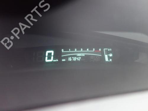 Fuel flap TOYOTA YARIS (_P9_) 1.4 D-4D (NLP90_, NLP90R) | BP20016582C131 