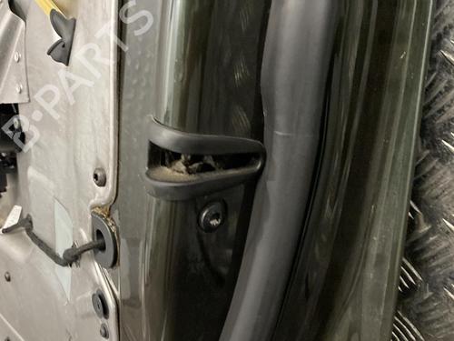 right-front-door-audi-a2-8z0-14-8z0831052a-2000-2001-2002-2003-2004-2005-21955963 main image