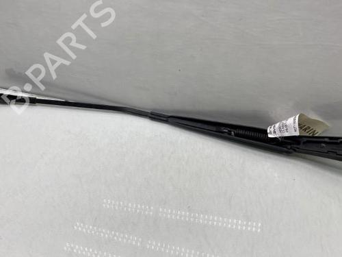 Used Front windshield wiper arm MERCEDES-BENZ CLA Shooting Brake (X118) CLA 180 (118.684) (136 hp) 19948737