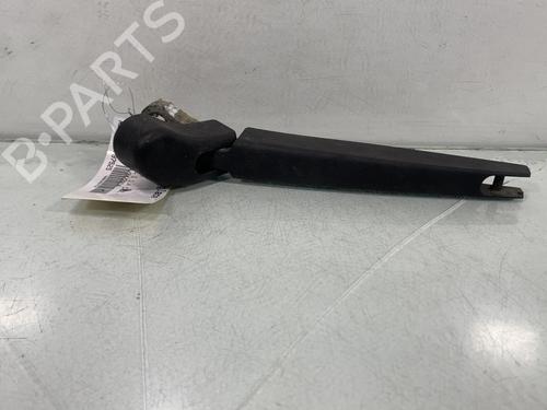 Used Rear windshield wiper arm KIA CEE'D (JD) 1.4 CRDi 90 (90 hp) 30964599