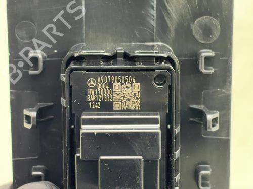 Right front window switch MERCEDES-BENZ SPRINTER 3,5-t Van (B907, B910) 315 CDI RWD (907.631, 907.633, 907.635, 907.637) | BP40605013I26 - Image 4
