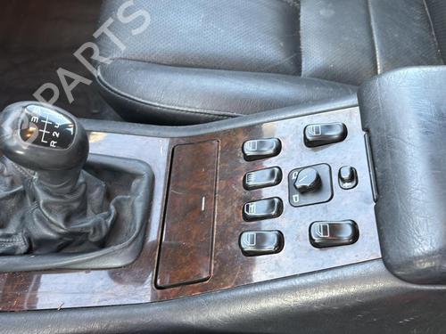 Front right door window MERCEDES-BENZ M-CLASS (W163) ML 270 CDI (163.113) | BP32299129C19