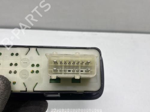 Left front window switch CITROËN C3 II (SC_) 1.4 HDi 70 (SC8HZC, SC8HR0, SC8HP4) | BP27355943I27 