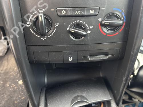 Front left door window PEUGEOT 207 (WA_, WC_) 1.4 HDi | BP29253446C18 